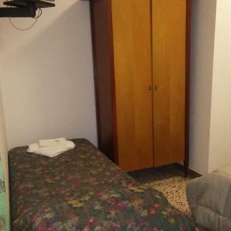 Stella Hotel *